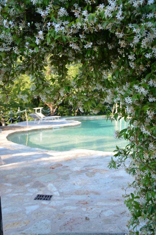 Hotel Podere Conti Filattiera Экстерьер фото
