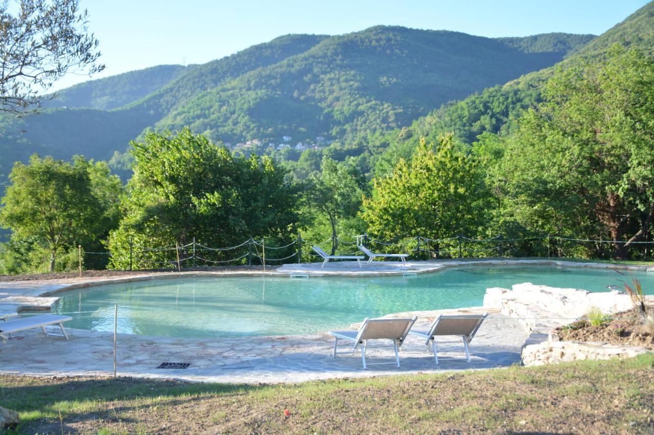 Hotel Podere Conti Filattiera Экстерьер фото