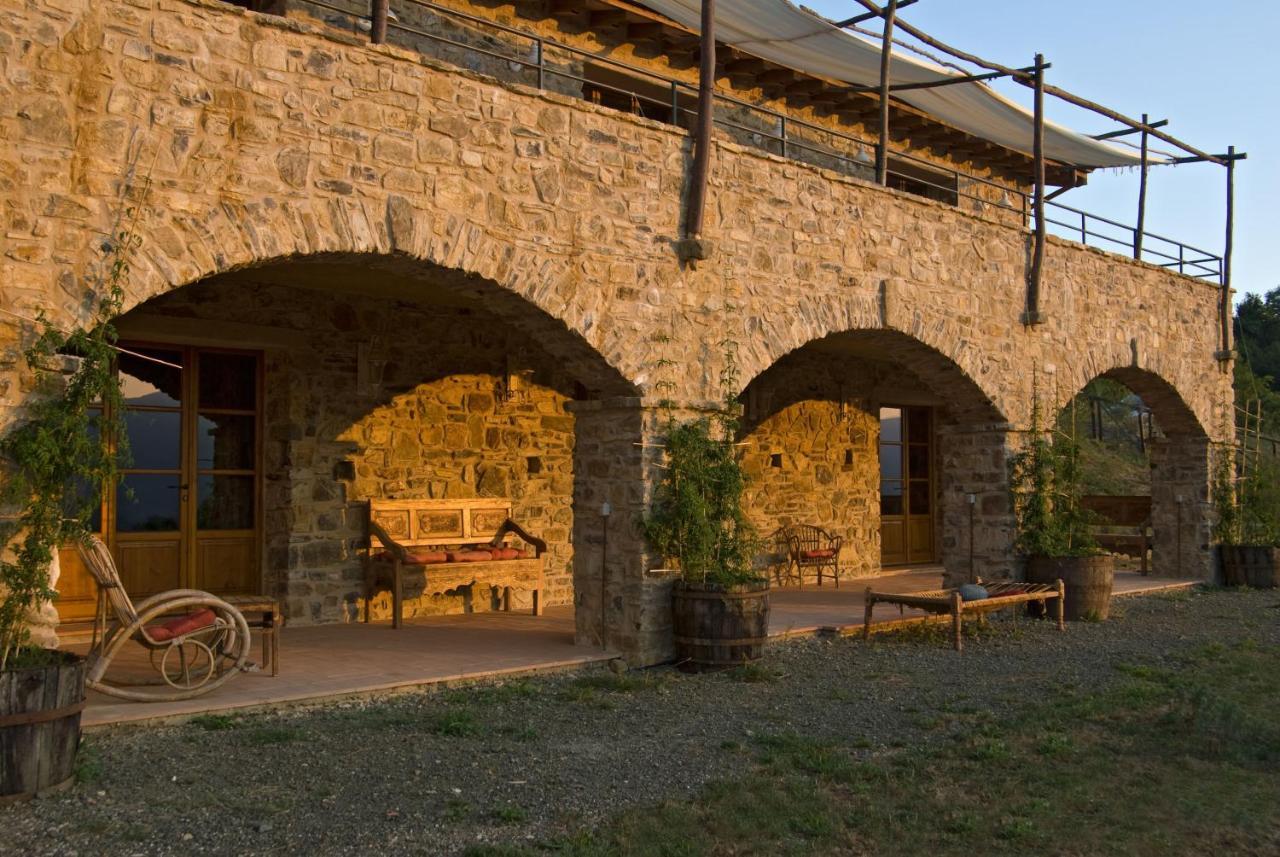 Hotel Podere Conti Filattiera Экстерьер фото