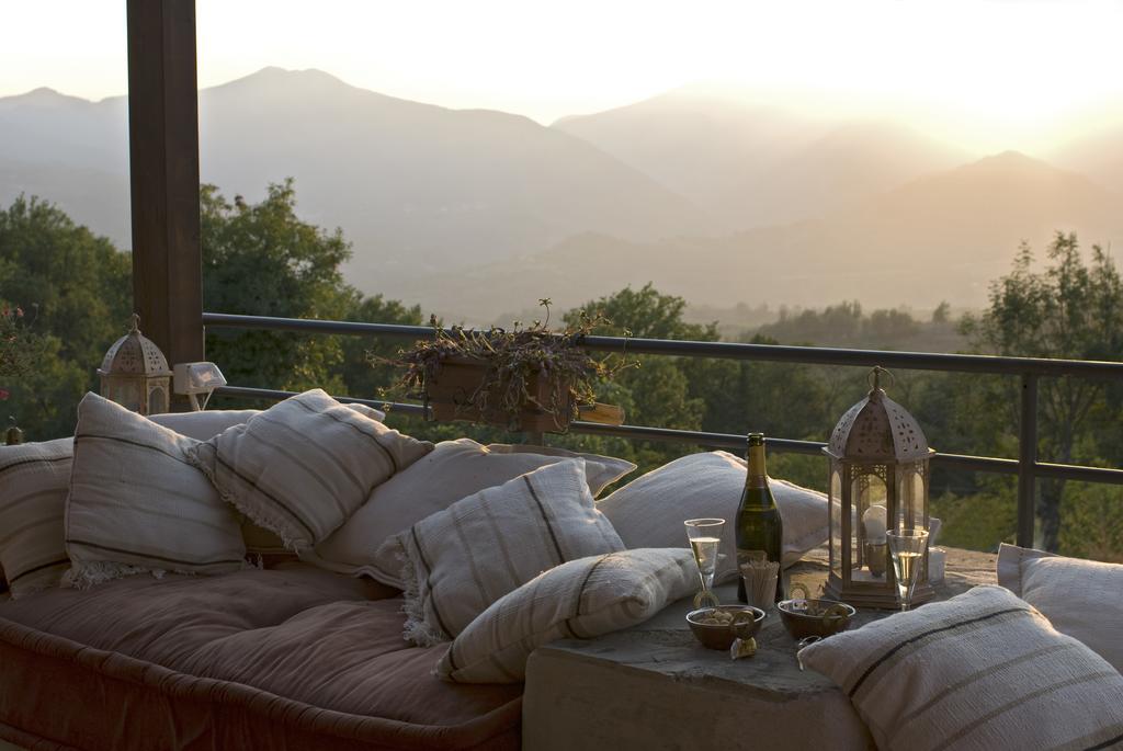 Hotel Podere Conti Filattiera Экстерьер фото