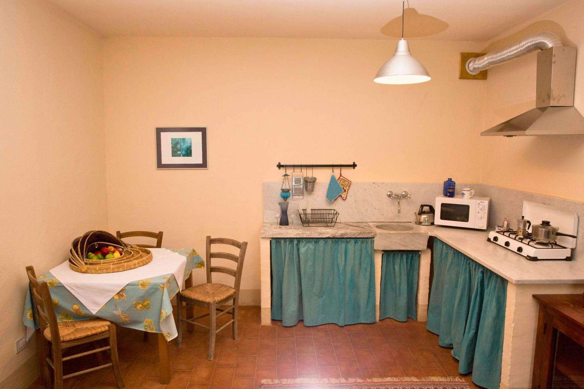 Hotel Podere Conti Filattiera Экстерьер фото